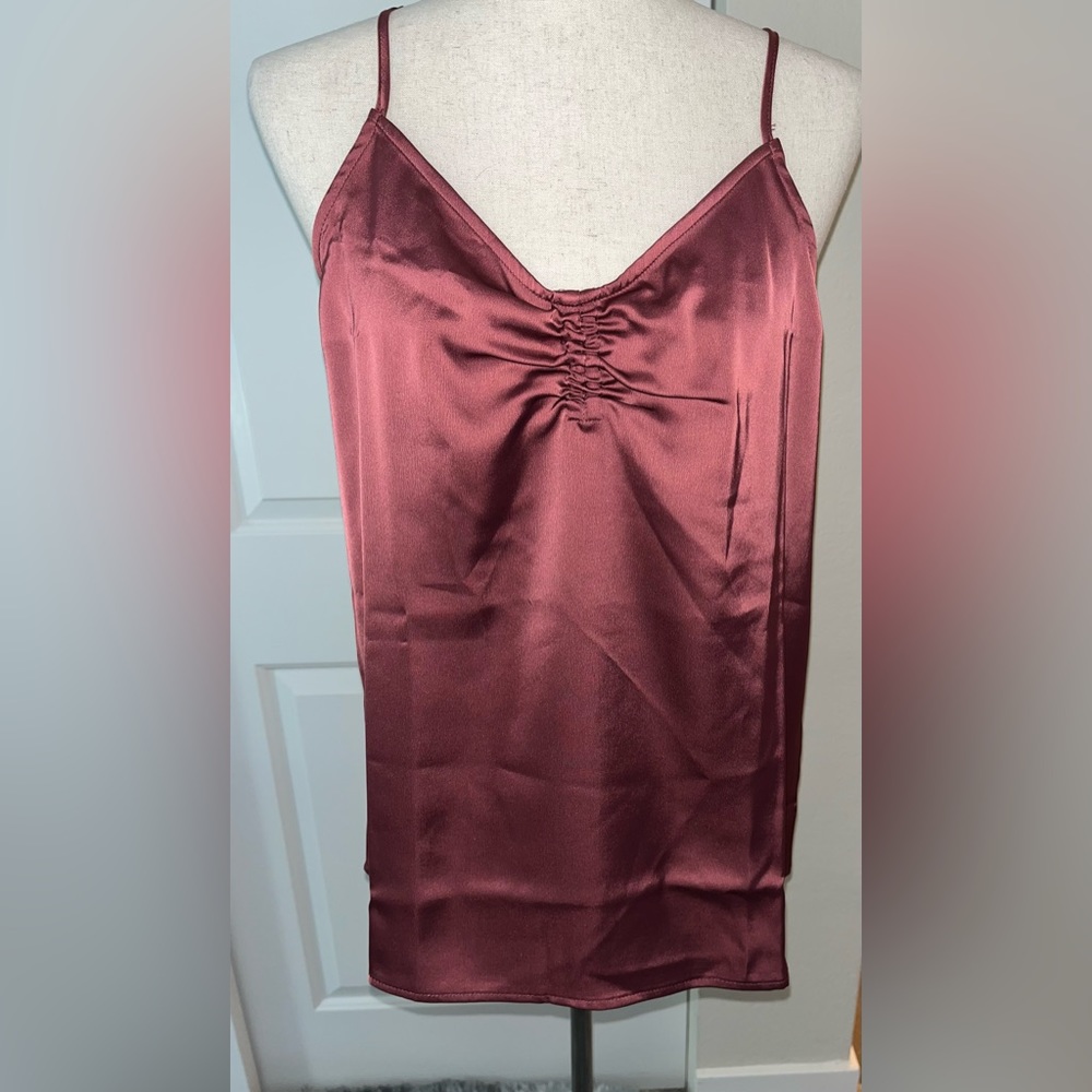 Lascana Women’s size medium v neck camisole Nwt dark blush pink
